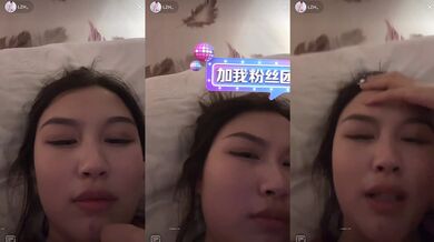 【极品稀缺魔手外购】最新《疯狂抖音》外篇《抖音擦边7》颜值女神各显神通 闪现走光 扣逼漏奶 露毛露屁凸点诱惑(10)