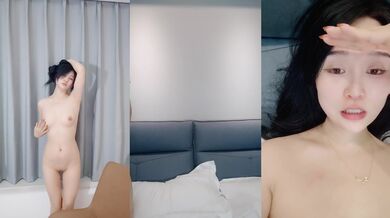 文静超高颜值女神！白虎粉嫩美穴！抬起双腿掰穴特写，翘起屁股手指扣入，搔首弄姿极度诱惑