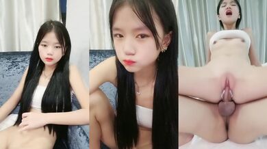 清纯系天花板！极品超嫩小萝莉！没怎么开发过嫩穴，干净无毛超粉，骑乘位抽插流出白浆