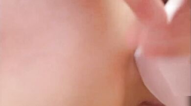 可爱萝莉萌白酱情趣服自慰可爱