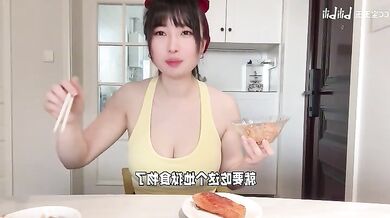 B站巨乳网红 CC宝玉玉 日常VLOG中为博流量故意扒衣露点 现视频已下架账号被封禁！