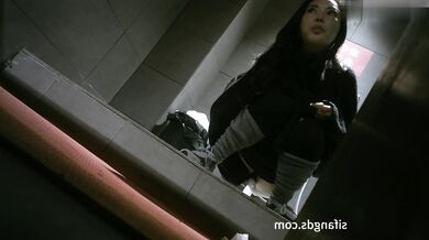 大神露脸开发调教老公不在家的美少妇双洞齐插受不了了