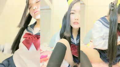 小可爱平台(原卡哇伊)清纯漂亮小嫩妹 学生制服激情自慰大秀 十分诱人