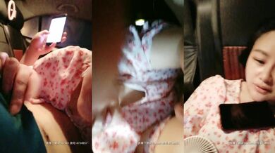 深夜跟甜美小少妇玩个车震，温柔的口交奶子不小玩个乳交，主动插入爆草下车后入深夜里的呻吟好刺激