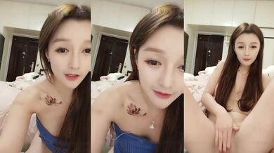 颜值不错苗条萌妹子道具自慰 自摸逼逼跳蛋塞入震动棒抽插掰开特写非常诱人 很是诱惑喜欢不要错过