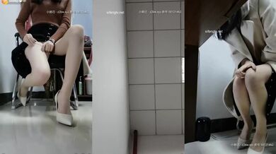 最牛【小橙子老师】办公室玩跳蛋,正发骚时领导意外进来了谈工作，时间还挺长 一直在忍耐丝袜都撕烂了,决堤潮喷，非常刺激！