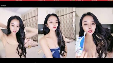 商务模特高端奢华优雅【小一一】巨乳小妖精，自慰揉奶淫荡叫声，这叫声让网友忍不住了射屏，真会互动撩情！