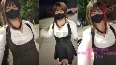 深夜十点 ·cd陆诗捷 · 户外街道露出，试图魅惑大爷，奈何大爷不过来，好尴尬，灰溜溜回家打飞机！