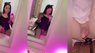 杭州ts轻轻：直径5厘米阳具在路边自慰，此时此刻有个人过来就好了，那样我会更兴奋，别看我平时一本正经的，内心就是个变态骚婊子！