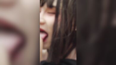 白丝伪娘贴贴 小母狗穿着女仆装废鸡鸡戴着锁真的太美了 精致的小男娘和他在一起会忍不住随时随地想要操她的骚穴太涩了