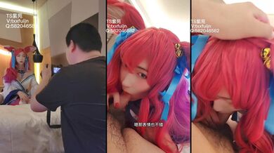 国产TS系列绝美妖妖紫苑拍摄cosplay美图中抽空给摄影师深喉口爆