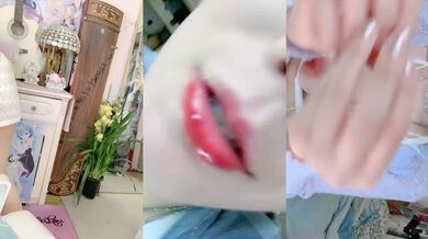 大红唇小姐姐新人下海！粉红色奶头美乳！ 撩起短裙粉嫩小穴，自摸特写好多水，极度诱惑