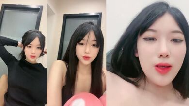 性感黑丝露脸裸舞女神尤物又来了，全程露脸陪狼友嗨，打扮漂亮就开骚，粉嫩骚穴自慰特写镜头诱惑精彩又刺激