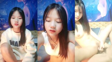 极品尤物00后嫩妹！甜美系邻家妹妹型！一线天馒头肥穴，掰穴振动棒抽插，小男友JB软了无法满足