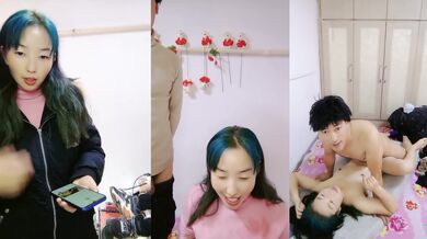 良家小少妇跑到大哥家里激情啪啪，全程露脸让大哥按着头草嘴，多体位无套抽插主动上位浪叫不止，让大哥射嘴